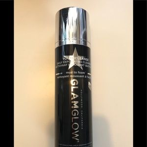 Glamglow-youth cleanse Daily exfoliating cleanser